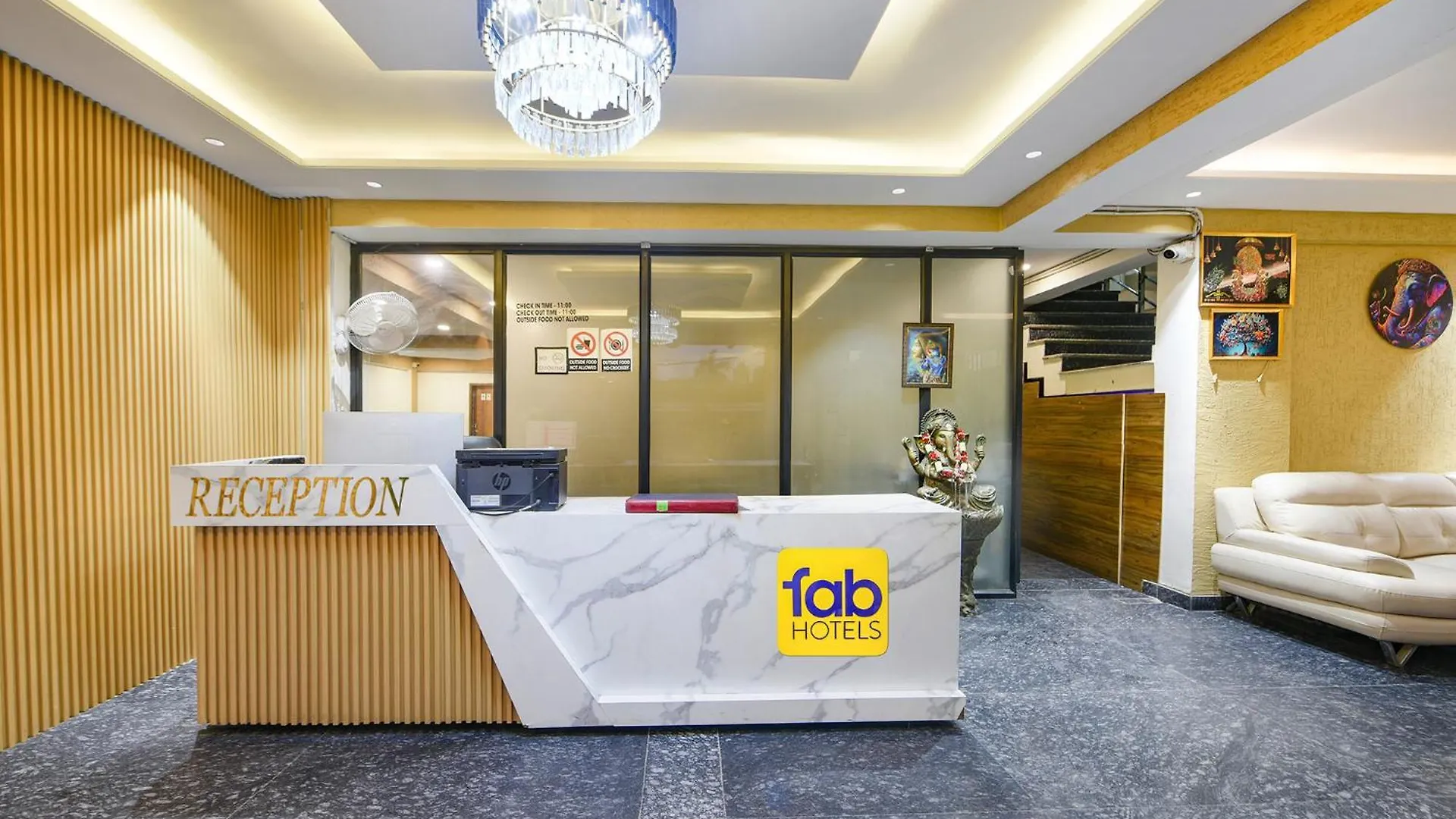 Fabhotel Dm 45 - Nr Millenium City Center Metro 구르가온 호텔